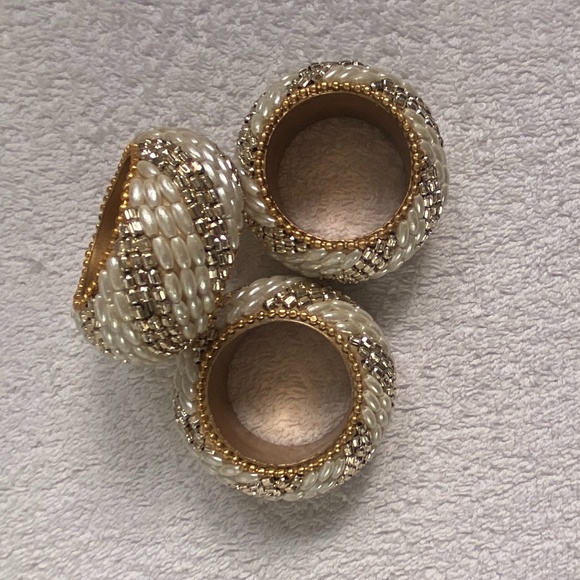 Set of 3 Napkin Rings - Picture 2 of 5